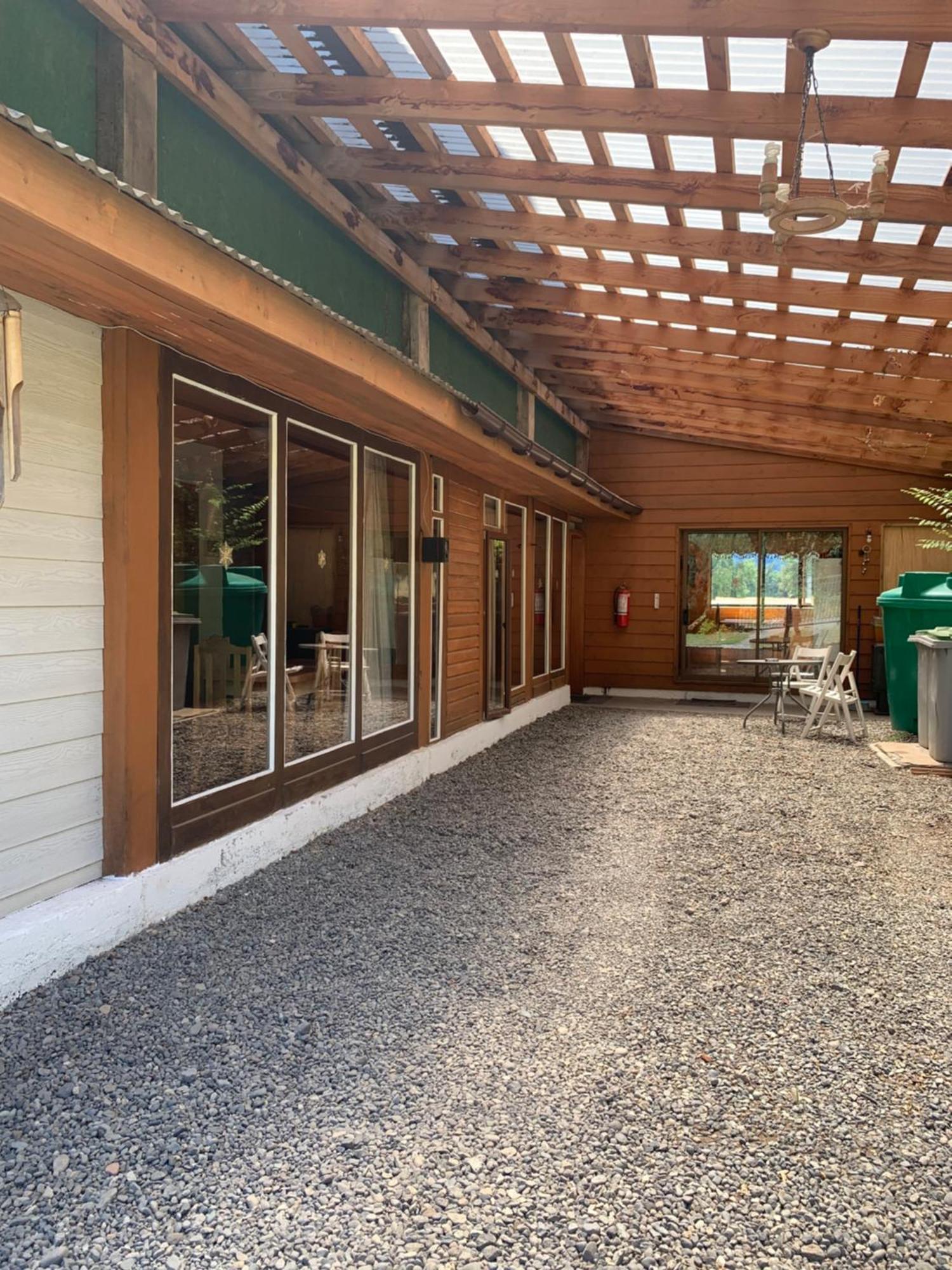 Hostal Tour Pucon Exterior photo